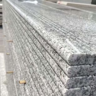 太原芝麻白楼梯踏步 花岗岩楼梯板材
