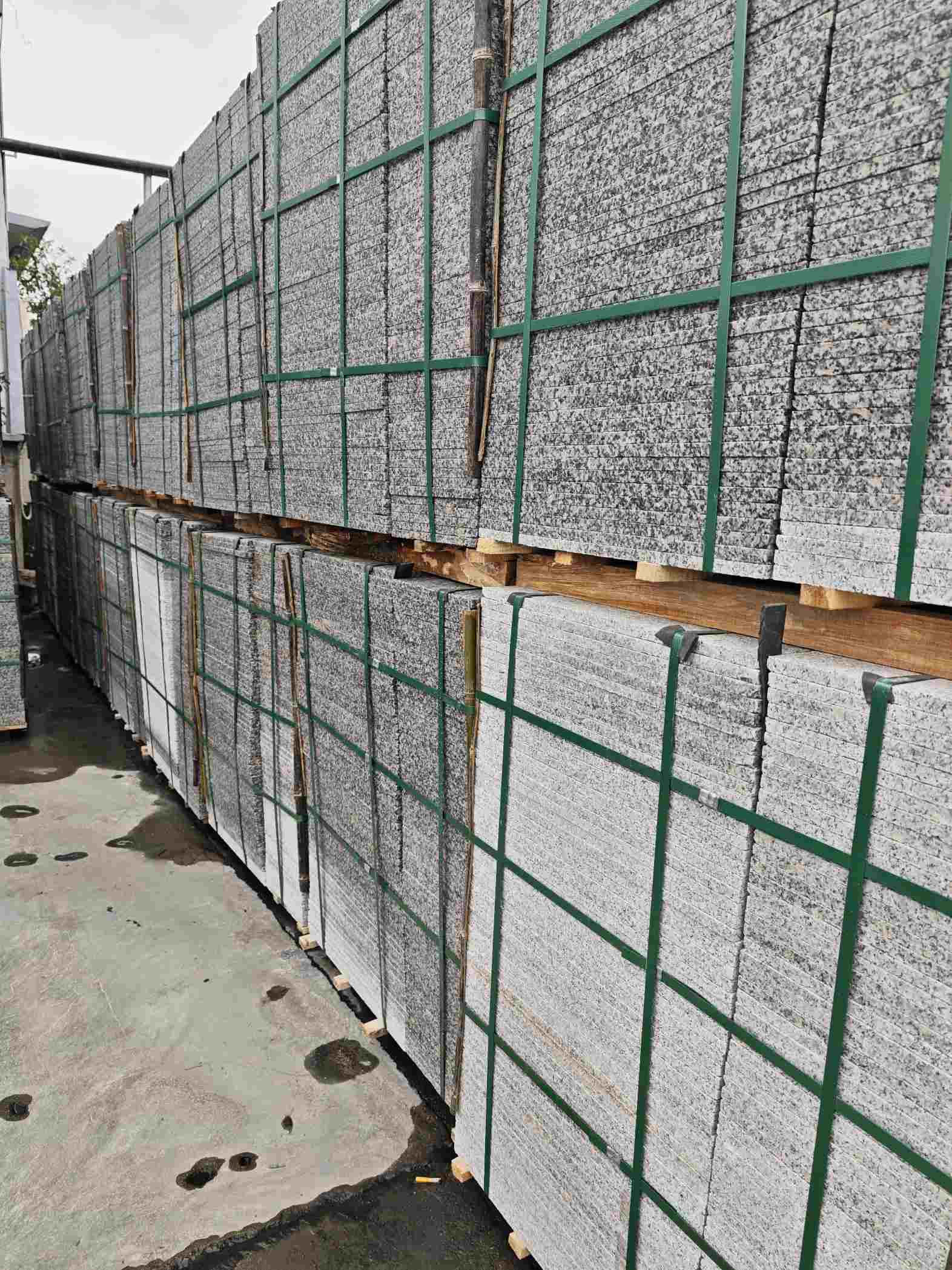 太原芙蓉白地铺石，石材地铺石